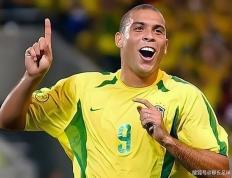 PG游戏-德罗巴连续七场比赛得分超过出色防守，G2挑战极限！的简单介绍